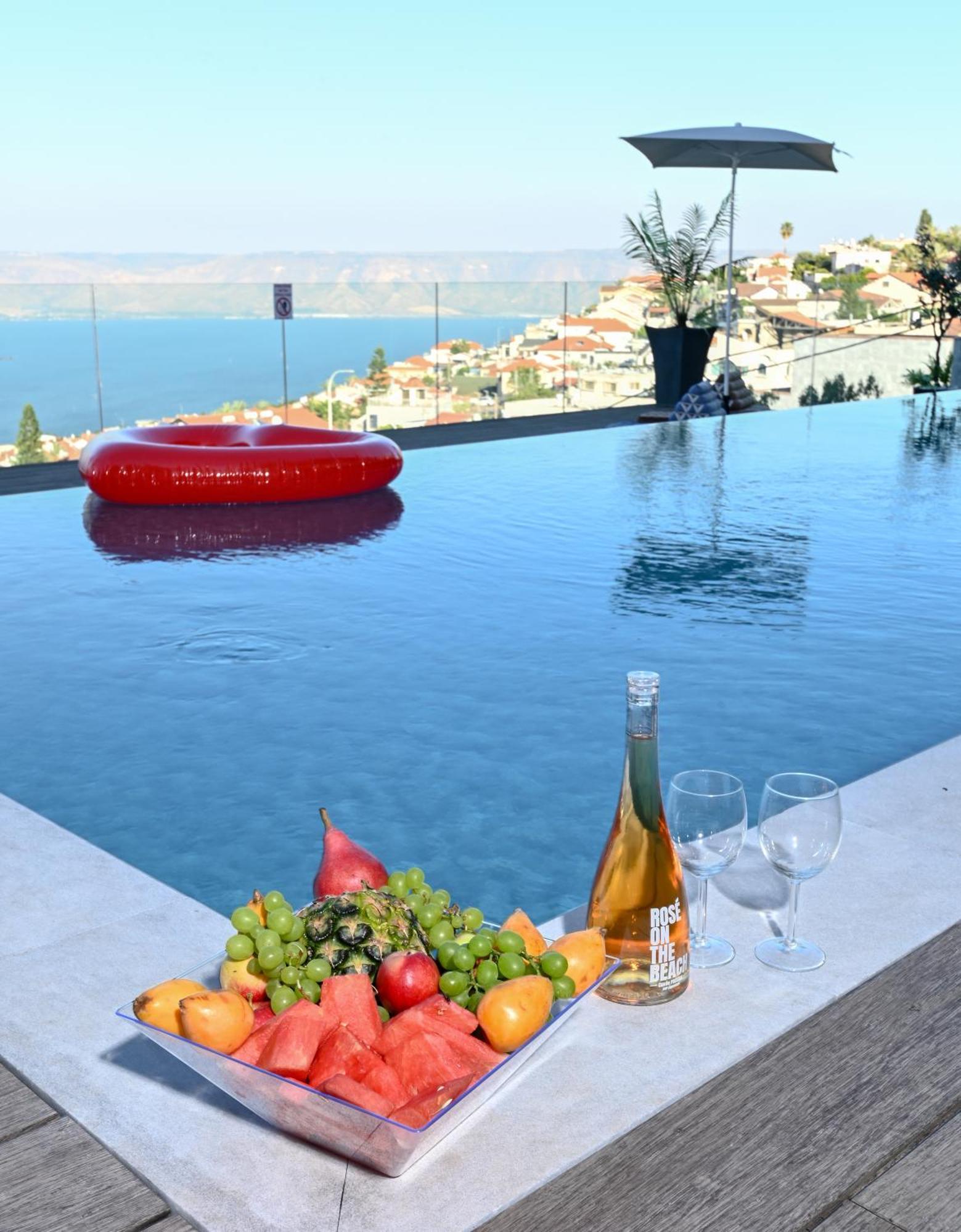 טבריה Villa-Selavi 3 Unit Complex With Infinity Pool מראה חיצוני תמונה